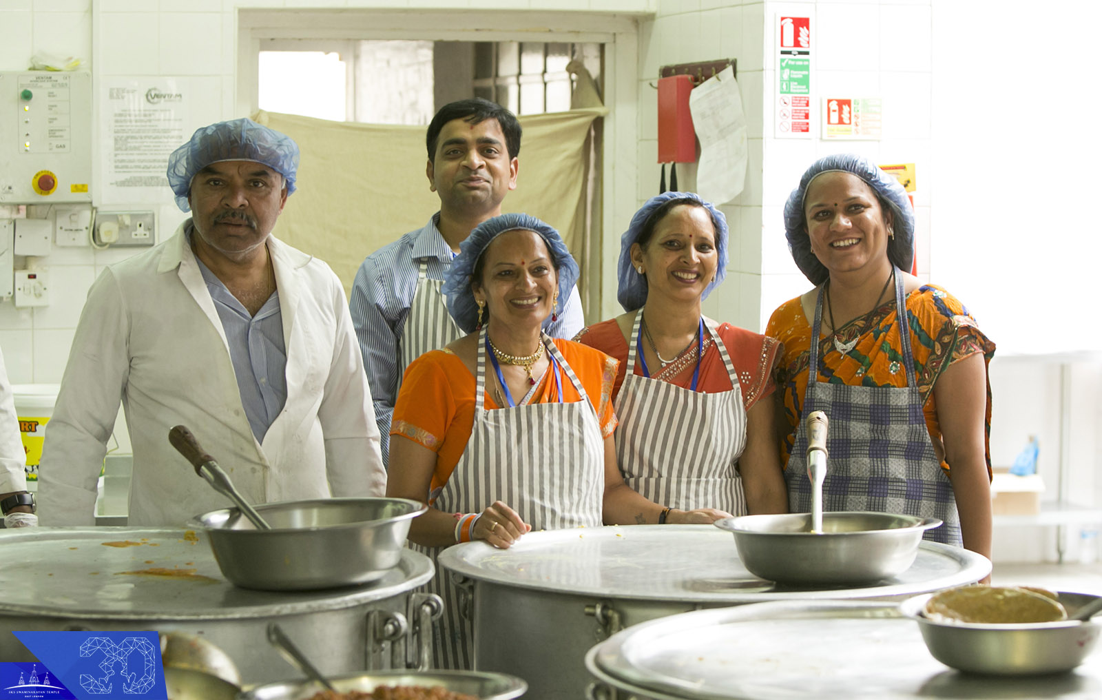 ©1987-2017 SKS Swaminarayan Temple East London